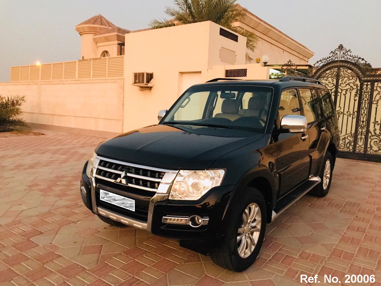  Mitsubishi / Pajero Stock No. 20006