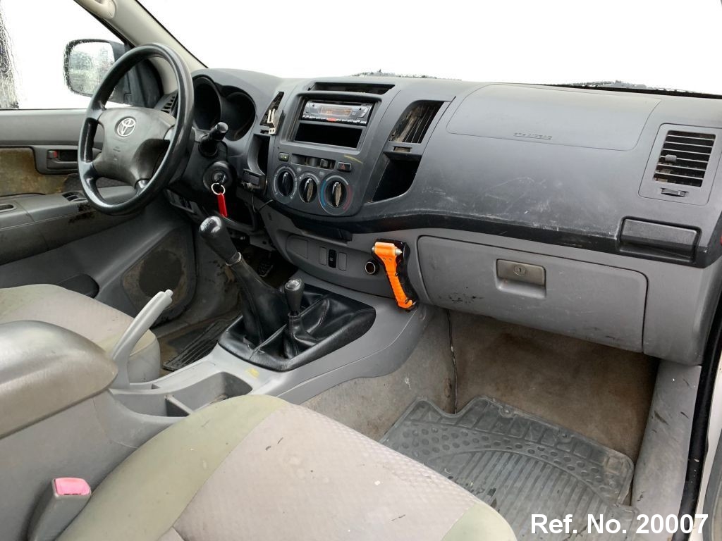  Toyota / Hilux Stock No. 20007