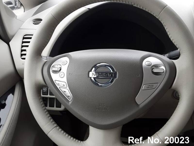  Nissan / Leaf Stock No. 20023