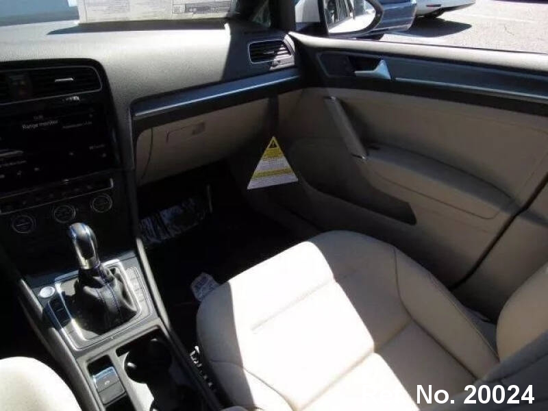  Volkswagen / eGolf Stock No. 20024
